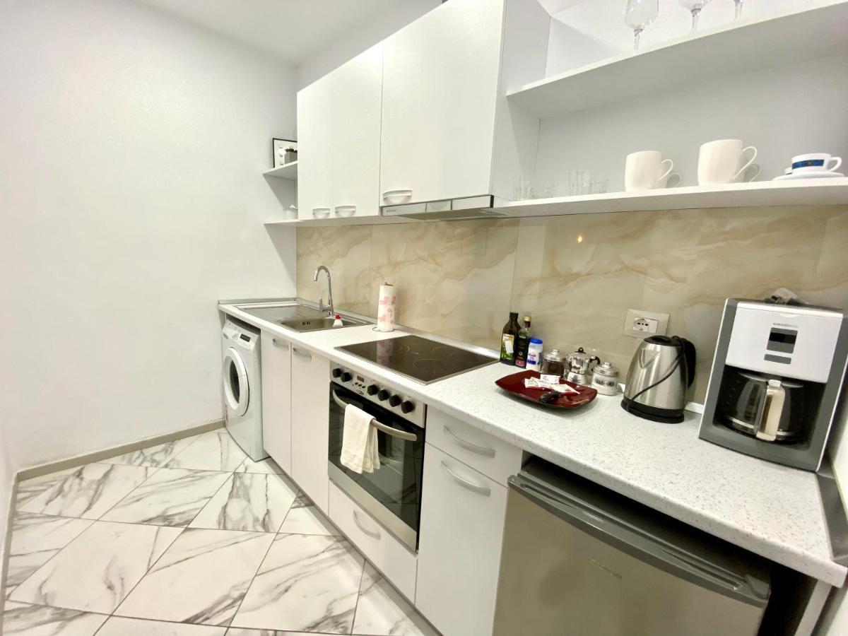 Tirana Experience, Authentic Stays In The Heart Of Old Тирана Экстерьер фото